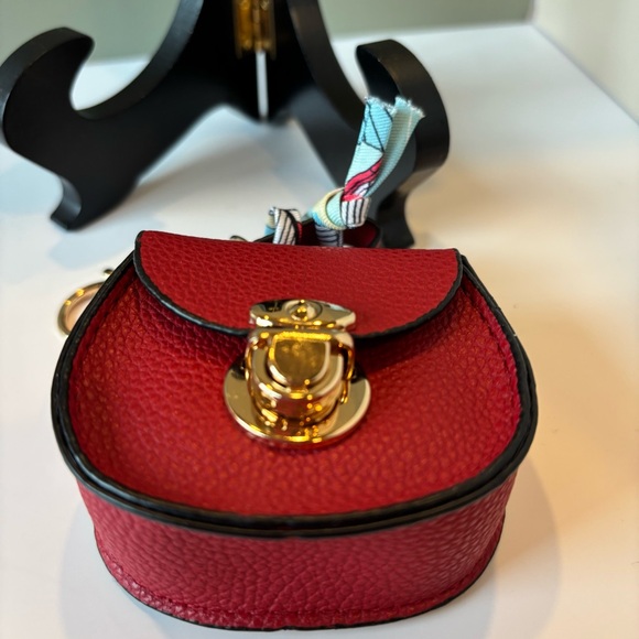 MINIATURE Elegant Red Handbag Charm, AirPod purse - Picture 4 of 6